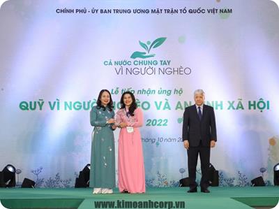 Quỹ Từ thiện Kim Oanh Group góp 10 tỷ đồng chung tay vì người nghèo