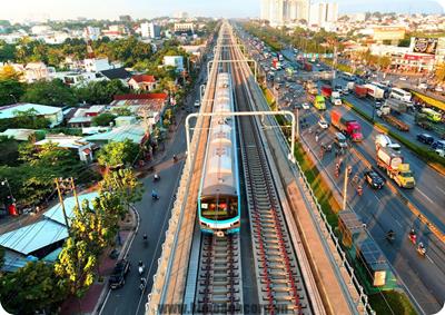 Tuyến Metro Số 1 sắp đi vào hoạt động, giá căn hộ dọc tuyến metro chạm mốc 450 triệu đồng/m2