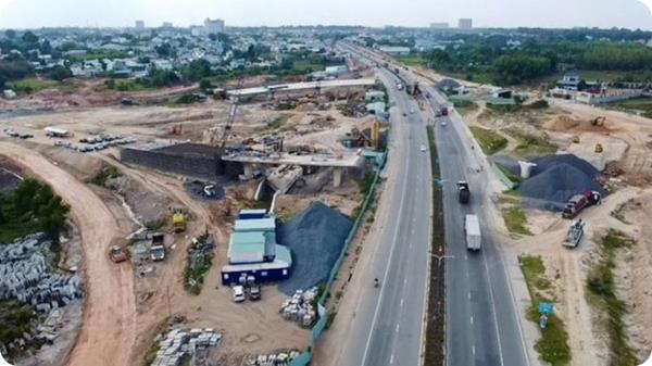 Hạ tầng tăng tốc, bản đồ bất động sản phía Nam thay đổi