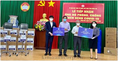 Kim Oanh Group tiếp tục trao tặng thêm nhiều trang thiết bị y tế và gạo cho Đồng Nai và Bình Dương