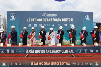 LEGACY CENTRAL TIẾN ĐỘ THẦN TỐC, CẤT NÓC VƯỢT KẾ HOẠCH