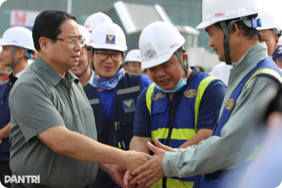 Thủ tướng kiểm tra sân bay Long Thành trước ngày đón chuyến bay đầu tiên