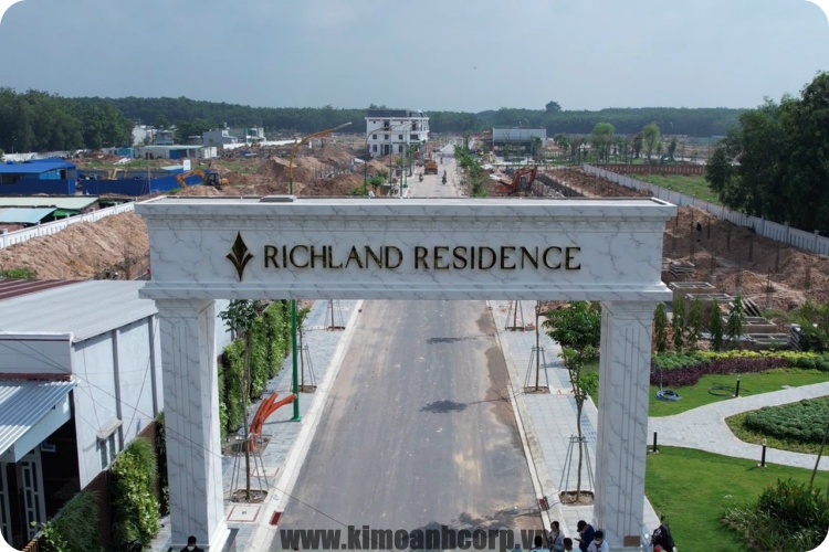 Richland Residence mặt tiền đường Trần Đại Nghĩa, Phường Hòa Lợi, Thị Xã Bến Cát, Tỉnh Bình Dương.
