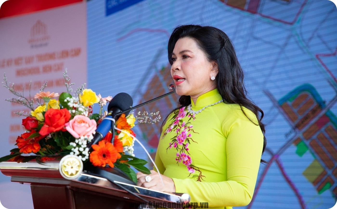 Bà Đặng Thị Kim Oanh – Chủ tịch HĐQT, Tổng Giám đốc Kim Oanh Group chia sẻ những tâm huyết của doanh nghiệp khi kiến tạo không gian sống mơ ước tại Mega City   