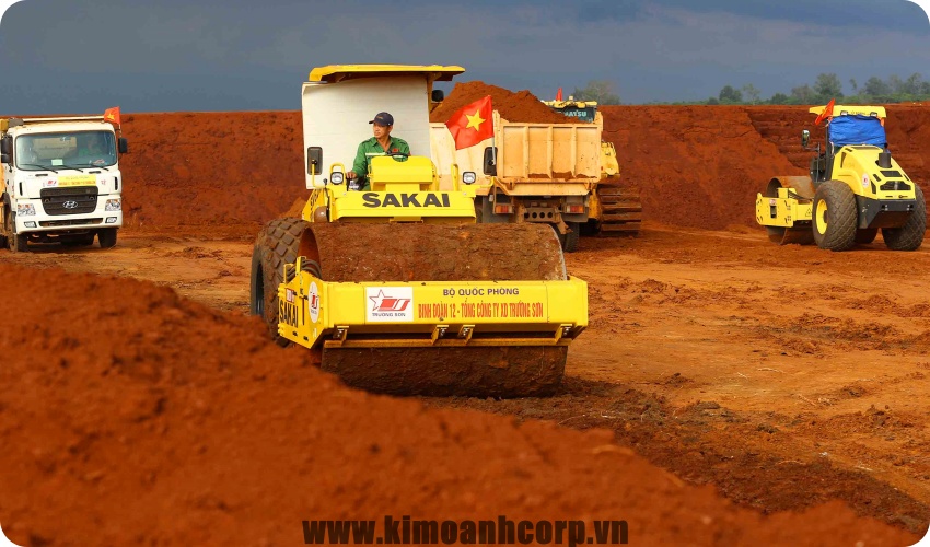 Liên minh các nhà thầu đã huy động 1.211 cán bộ, kỹ sư, công nhân triển khai dự án. 