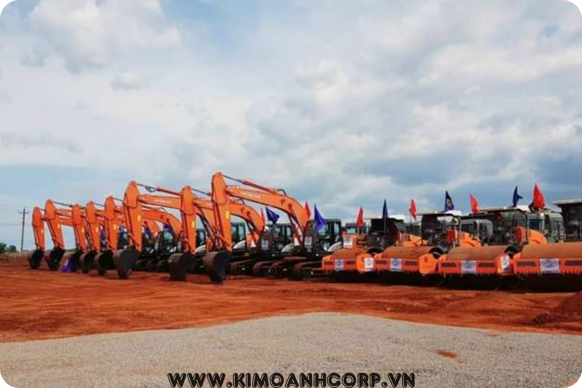 Các thiết bị đã được tập trung để thi công san nền dự án Sân Bay Quốc Tế Long Thành.