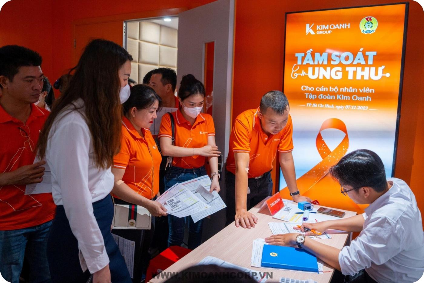Kim Oanh Group tổ chức tầm soát ung thư và tư vấn sức khỏe cho nhân viên