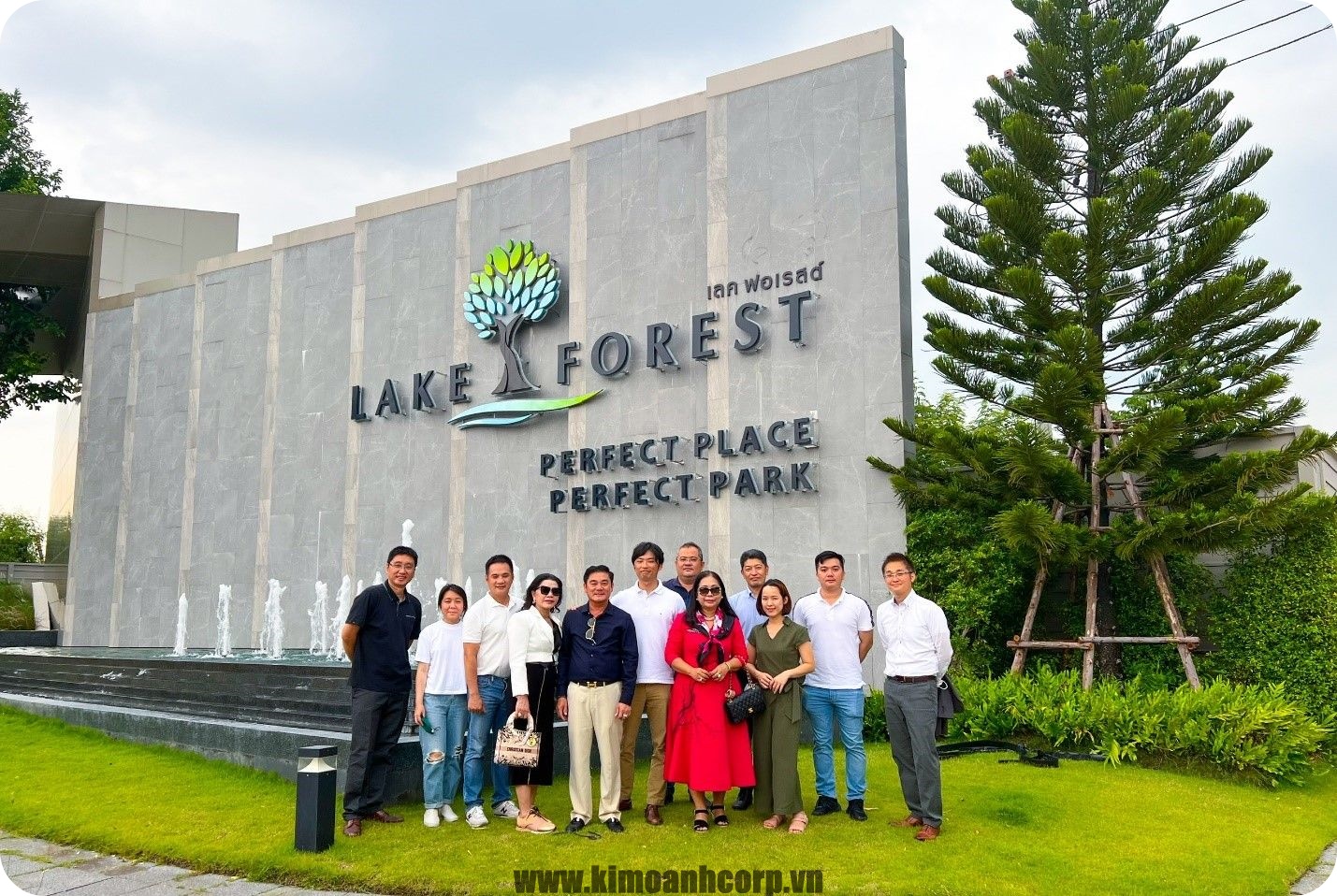 Ban lãnh đạo Tập Đoàn Kim Oanh tham quan dự án Lake Forest do Sumitomo Forestry phát triển.