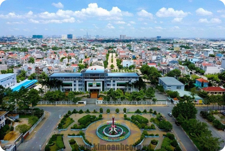 Thuận An đang phát triển và thay đổi diện mạo mới từng ngày để xứng đáng trở thành “Phố Wall” của Bình Dương.