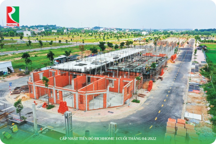 Hình ảnh thực tế tiến độ xây dựng 276 căn nhà ở xã hội thương mại tại dự án Richhome 3 thuộc Mega City 1. 